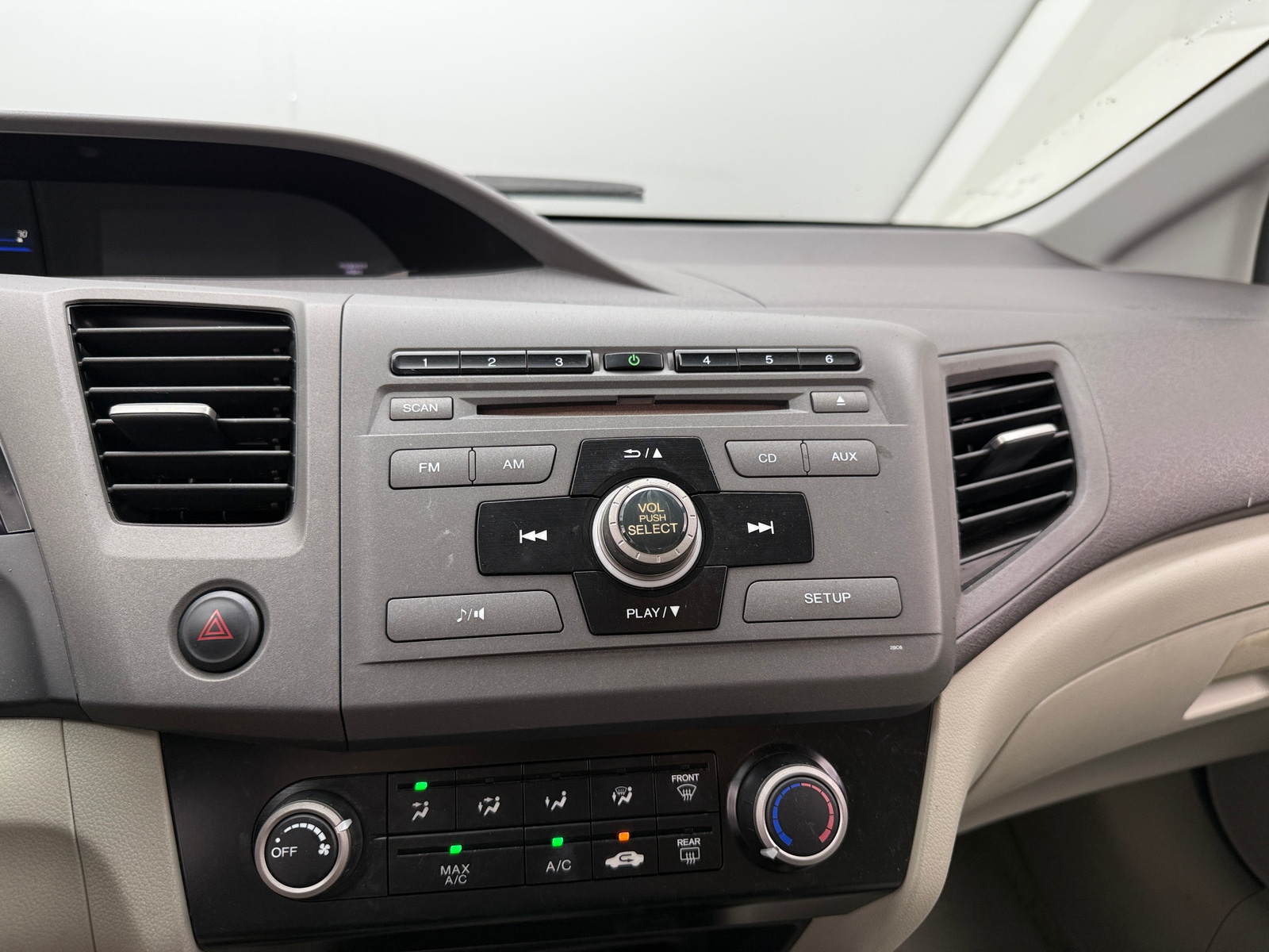 Thumbnail: 2012 Honda Civic - 4