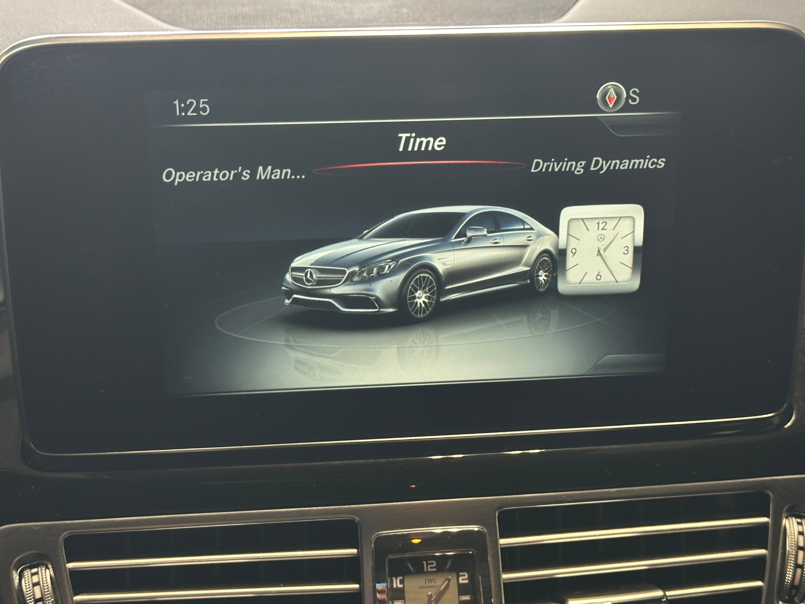 Thumbnail: 2016 Mercedes-Benz CLS - 2