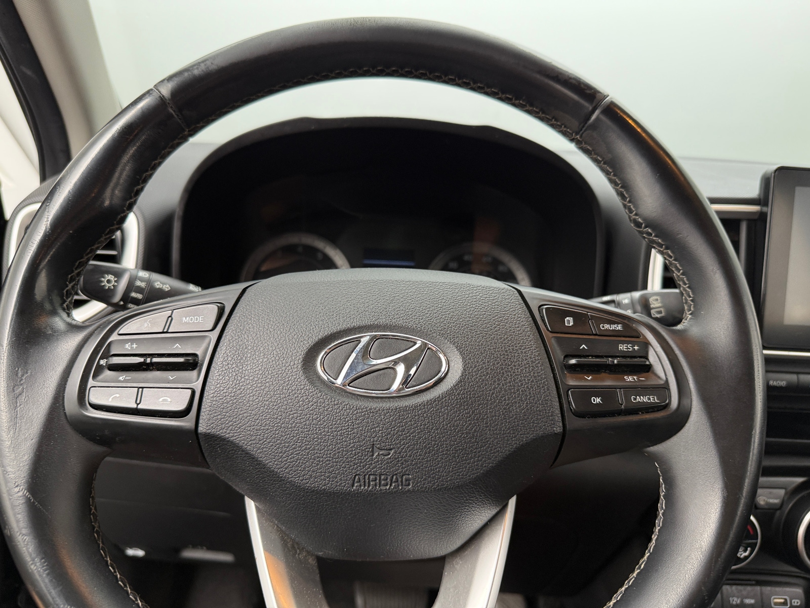 Thumbnail: 2022 Hyundai Venue - 5