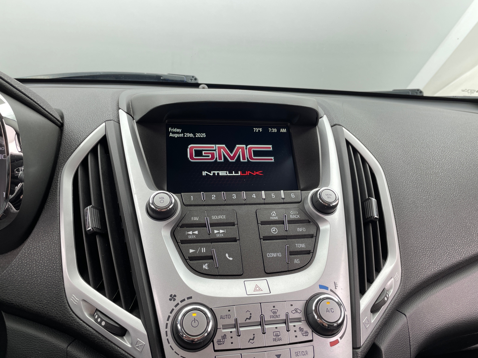 Thumbnail: 2017 GMC Terrain - 4