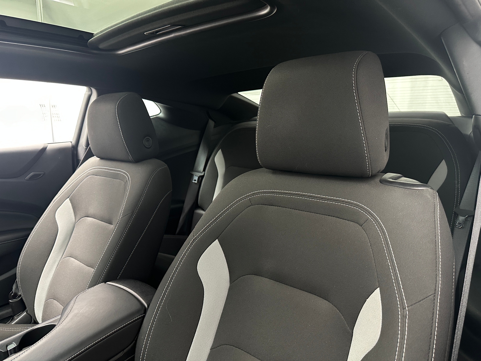 Thumbnail: 2019 Chevrolet Camaro - 2