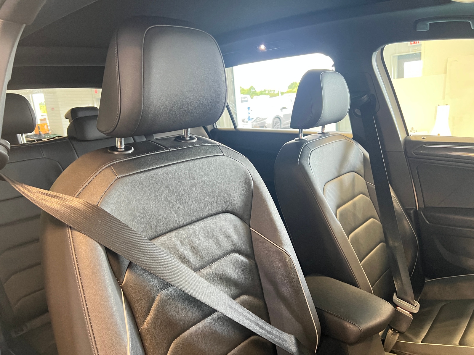 Thumbnail: 2020 Volkswagen Tiguan - 2