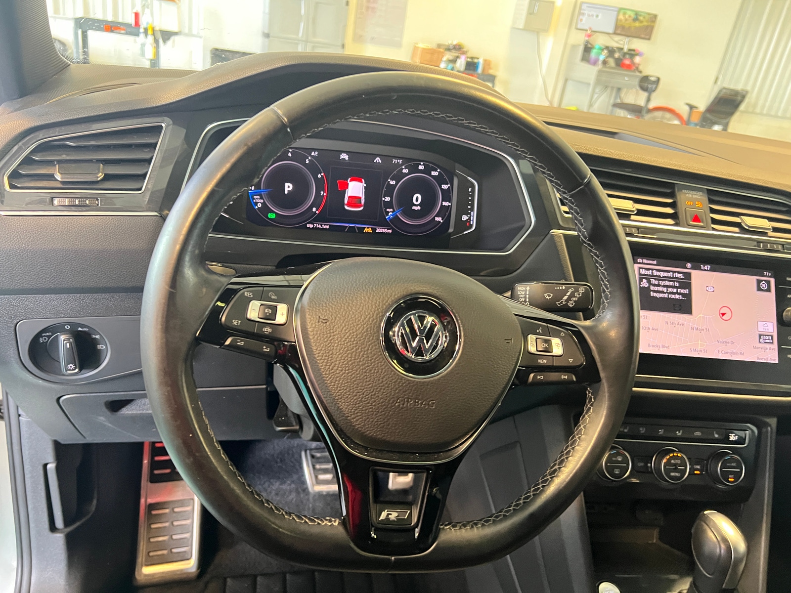 Thumbnail: 2020 Volkswagen Tiguan - 5