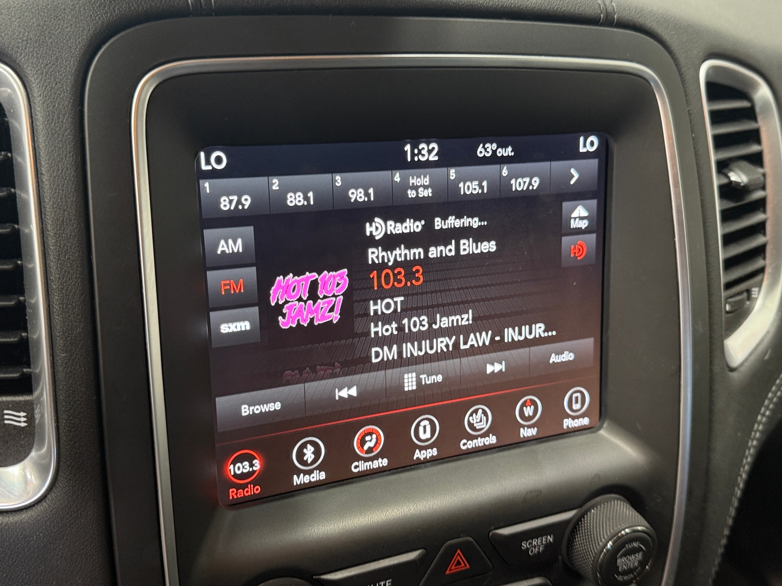Thumbnail: 2019 Dodge Durango - 3