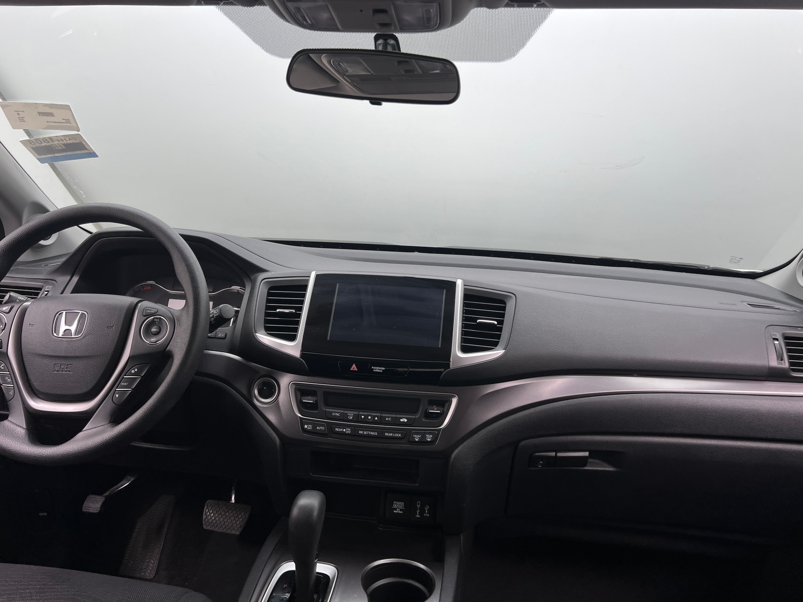 Thumbnail: 2018 Honda Pilot - 3
