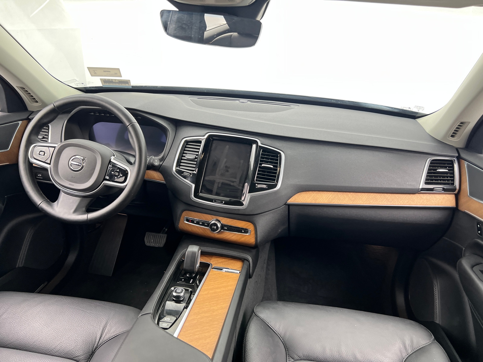 Thumbnail: 2025 Volvo XC90 - 2