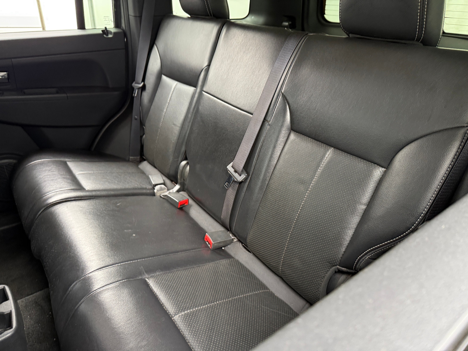 Thumbnail: 2012 Jeep Liberty - 6