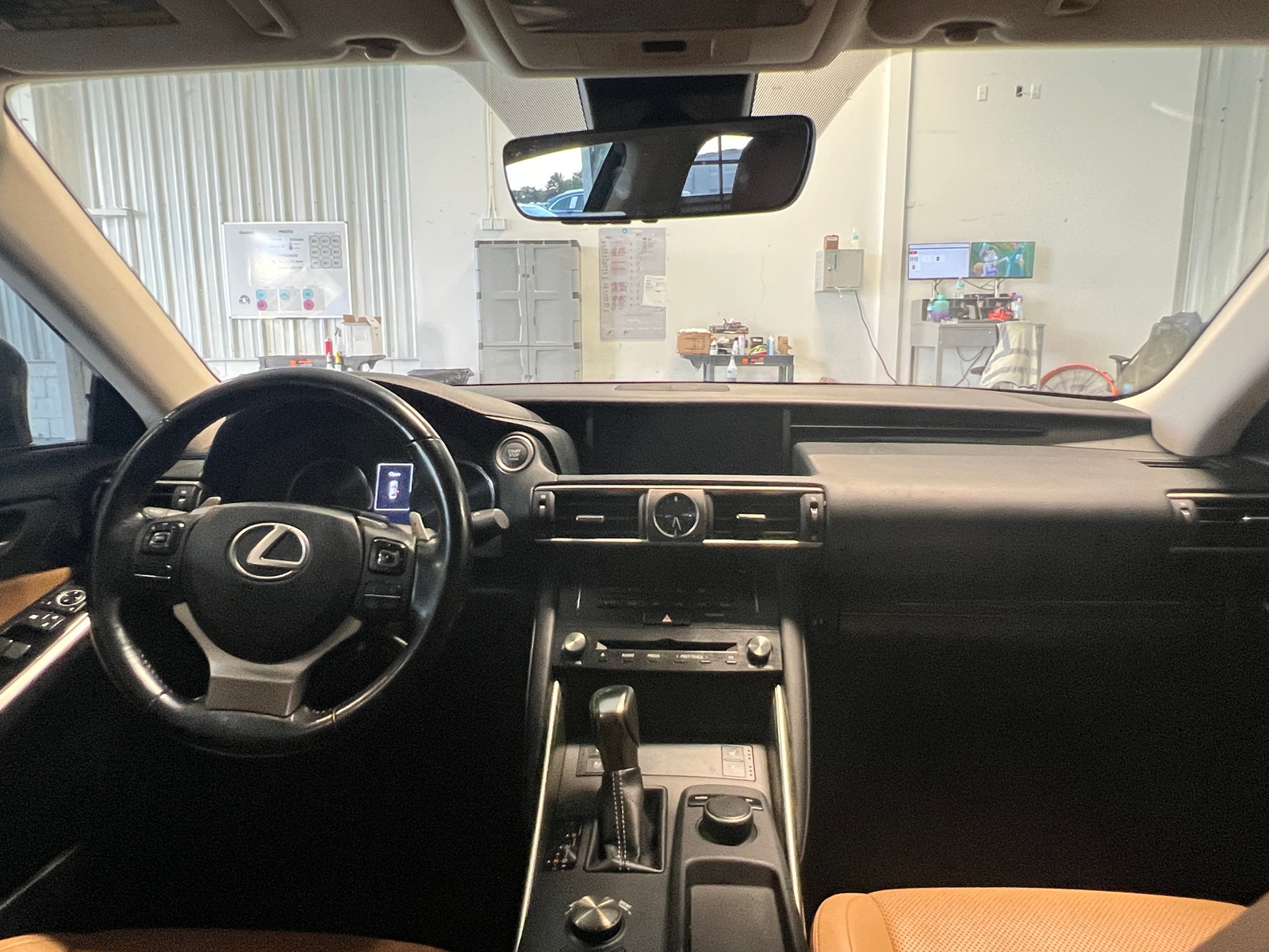 Thumbnail: 2017 Lexus IS - 2