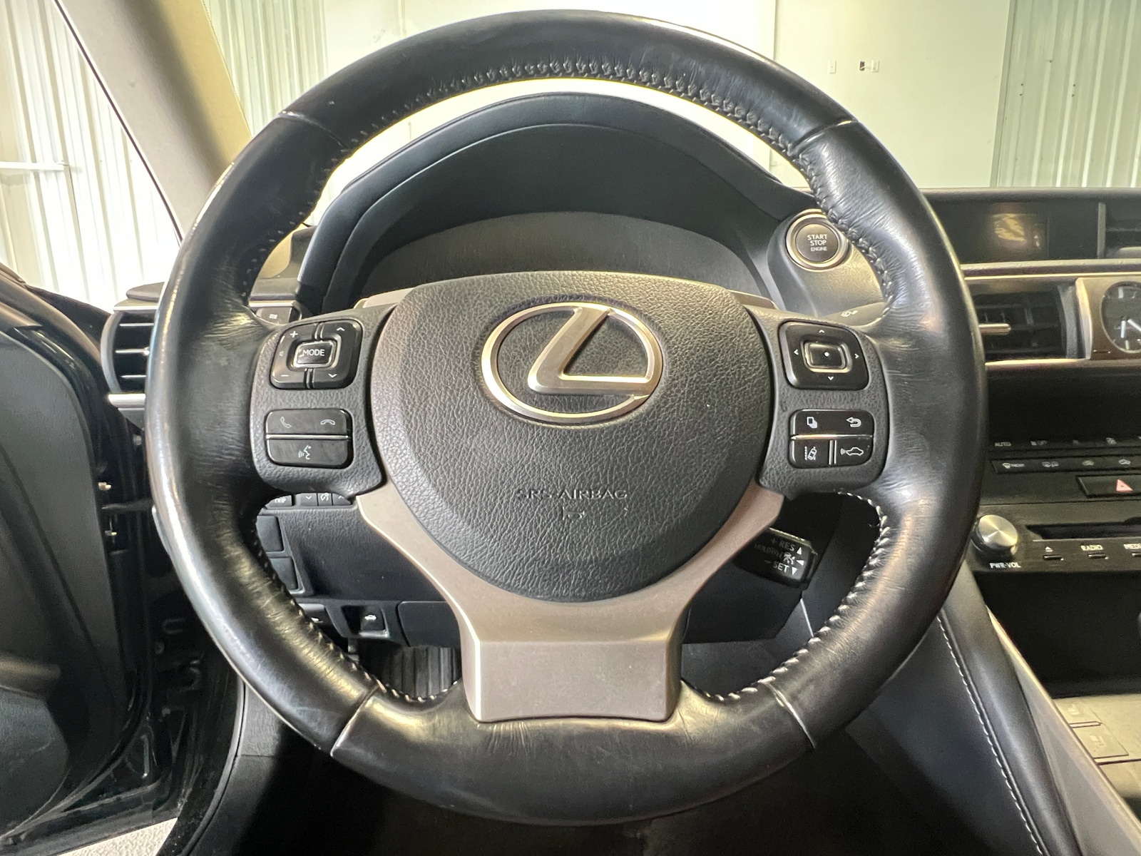 Thumbnail: 2017 Lexus IS - 4