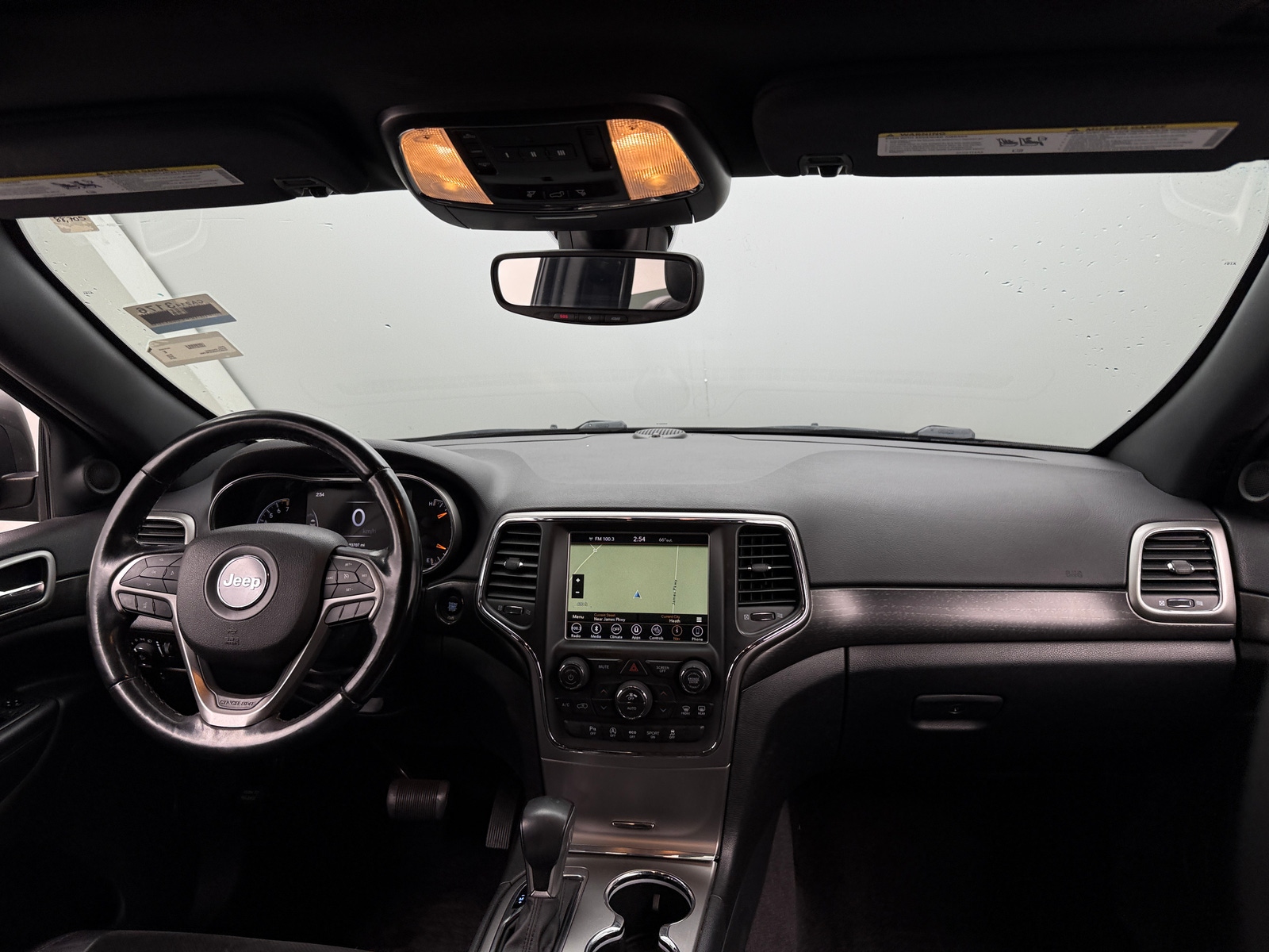 Thumbnail: 2018 Jeep Grand Cherokee - 3