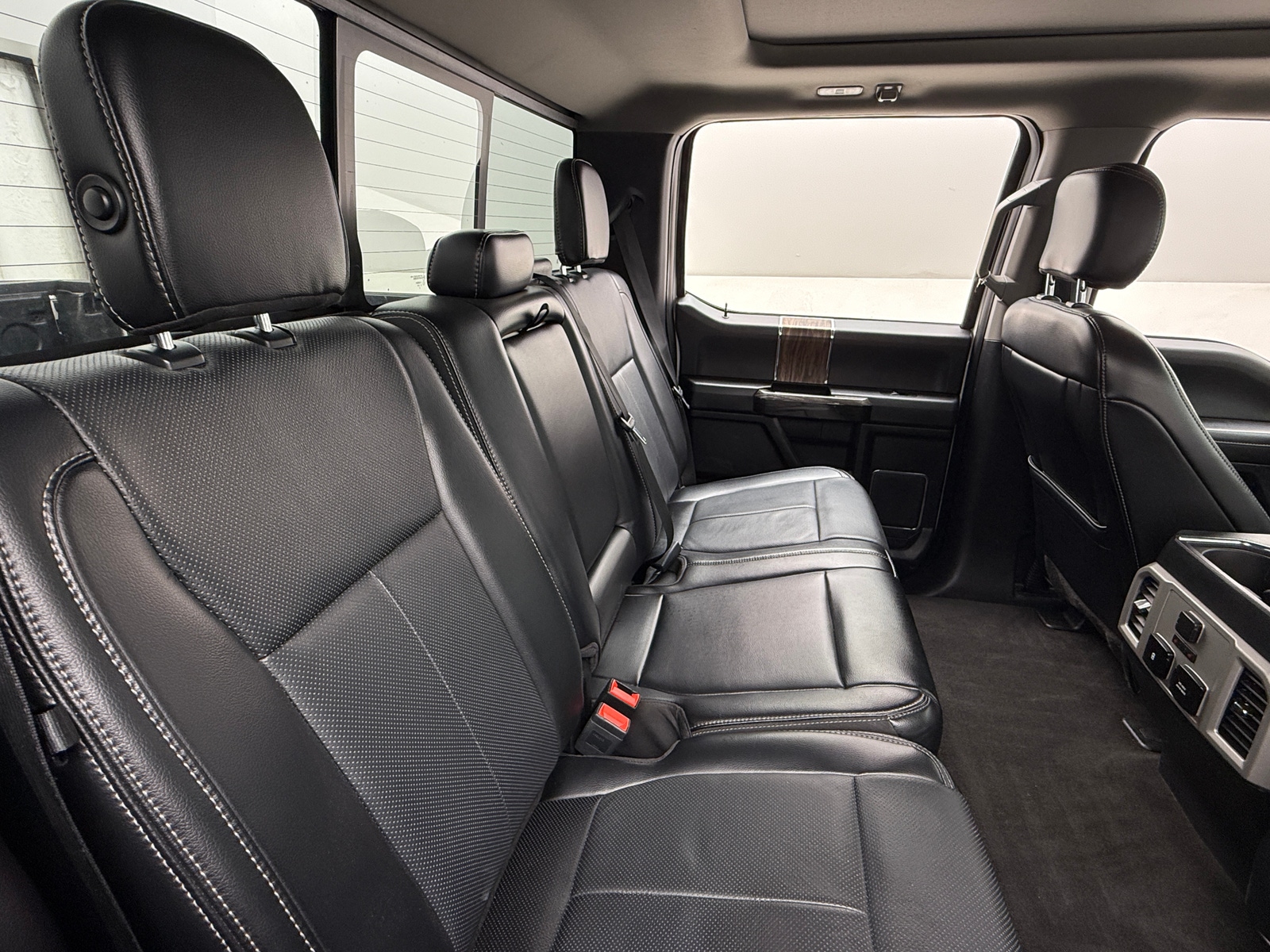 Thumbnail: 2018 Ford Econoline - 5