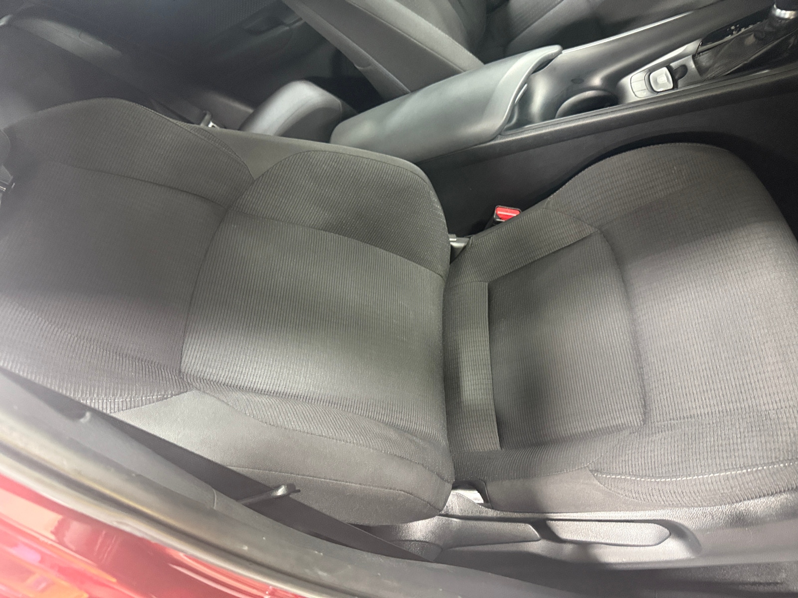 Thumbnail: 2018 Toyota C-HR - 2