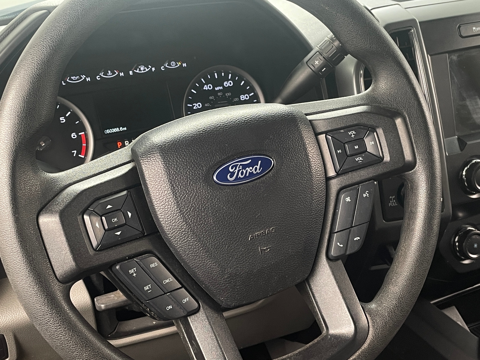 Thumbnail: 2019 Ford Econoline - 5