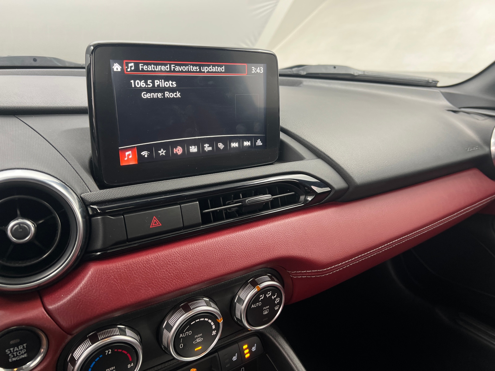 Thumbnail: 2020 Mazda MX-5 Miata - 2