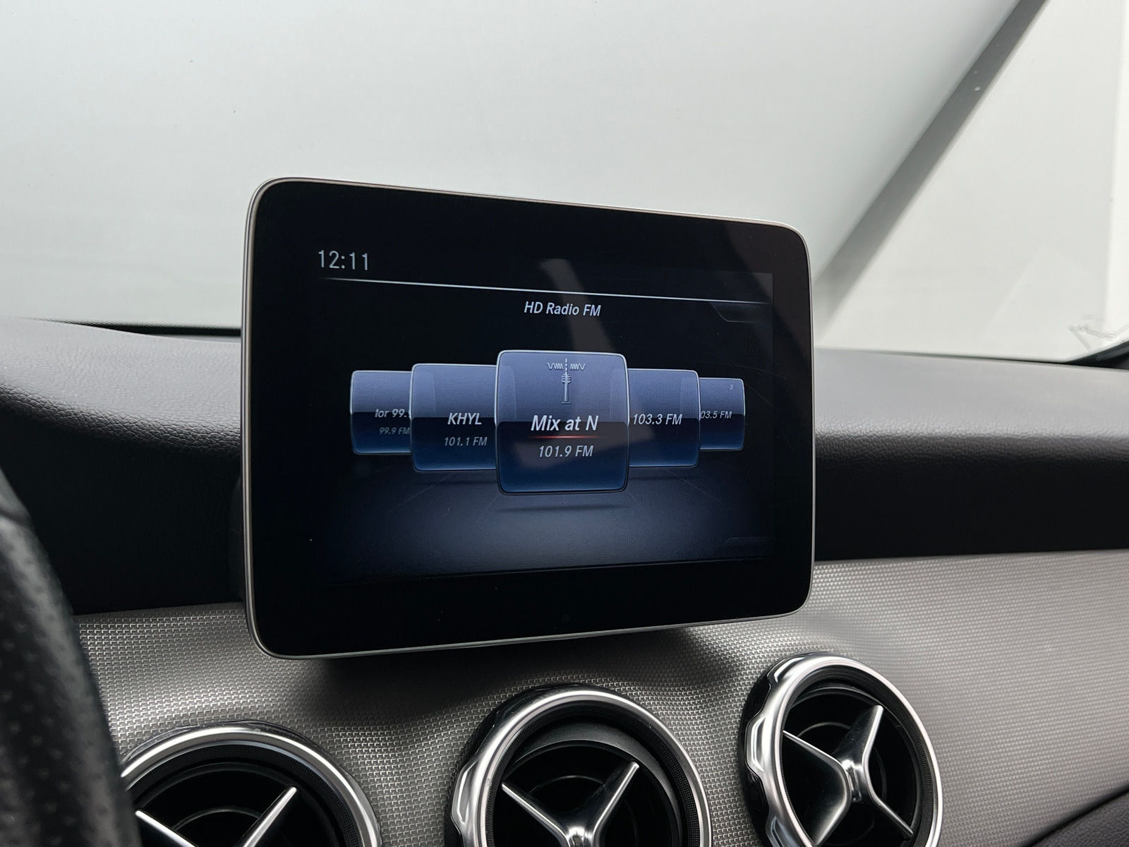 Thumbnail: 2020 Mercedes-Benz GLA - 3
