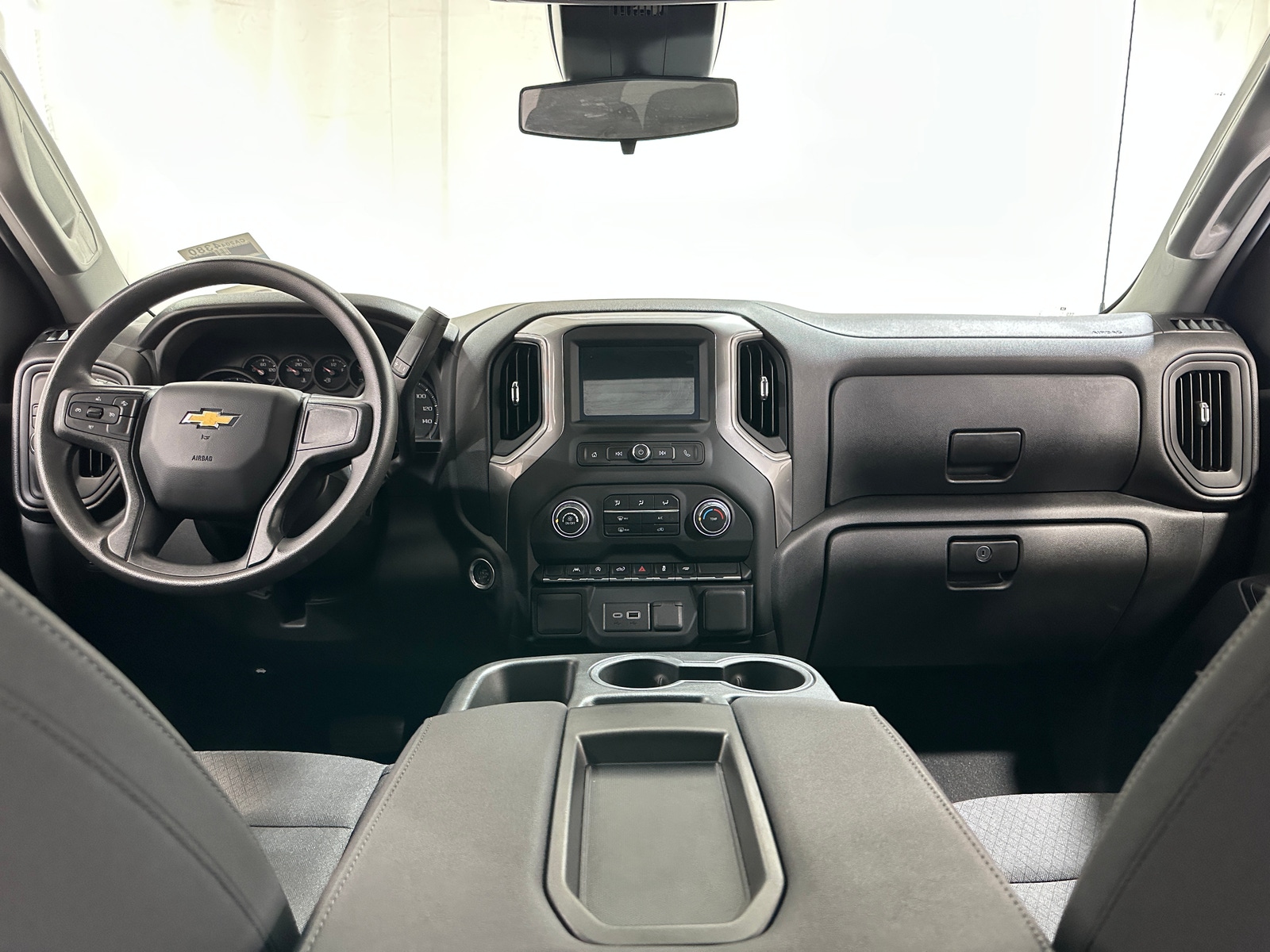 Thumbnail: 2024 Chevrolet Silverado 1500 - 3