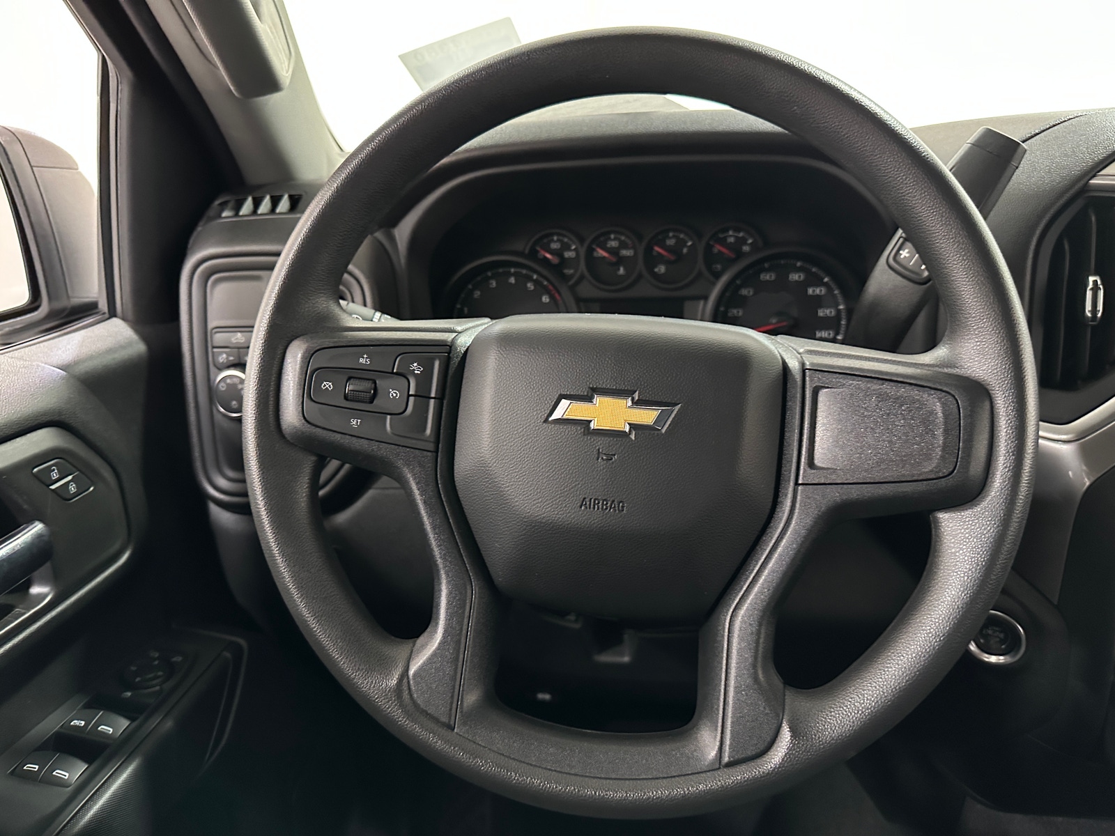 Thumbnail: 2024 Chevrolet Silverado 1500 - 5