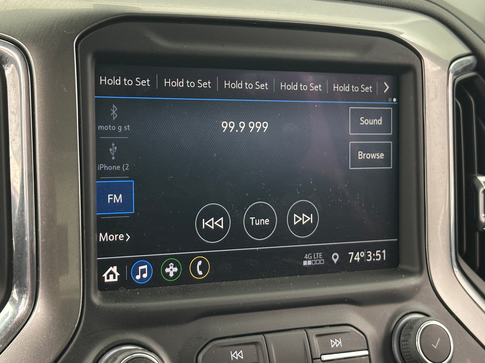 Thumbnail: 2021 Chevrolet Silverado 1500 - 4