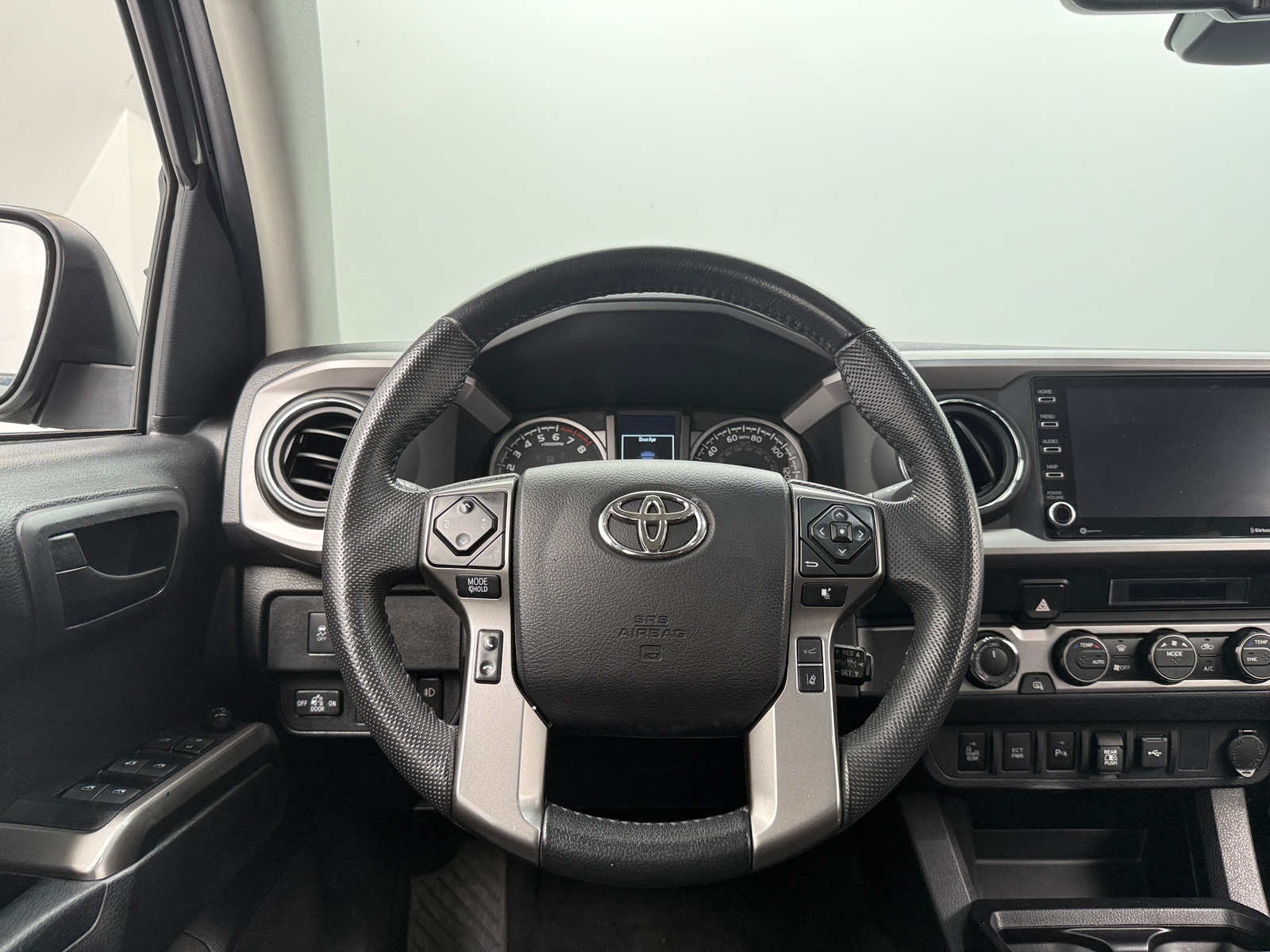 Thumbnail: 2022 Toyota Tacoma - 5