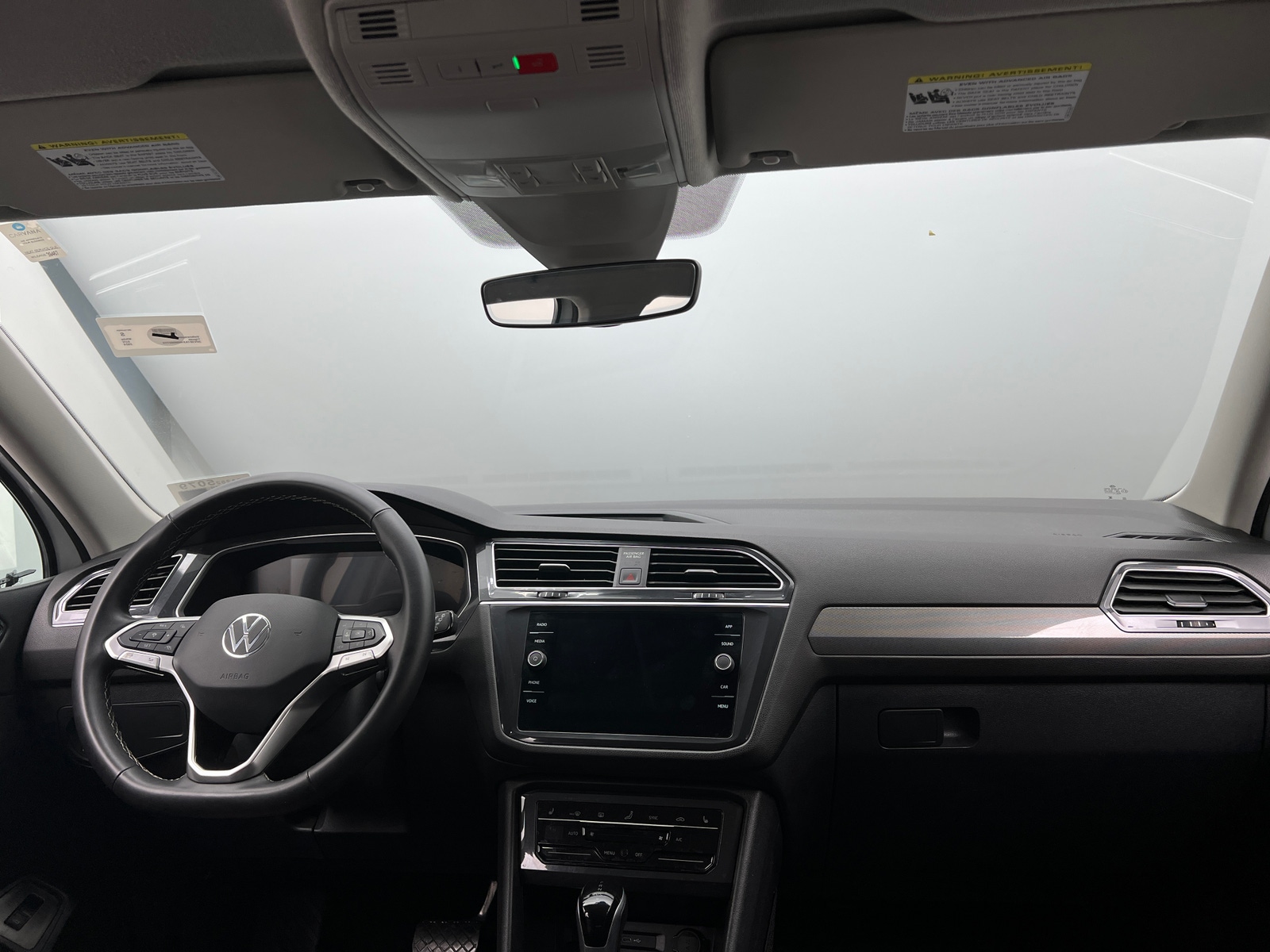 Thumbnail: 2024 Volkswagen Tiguan - 2