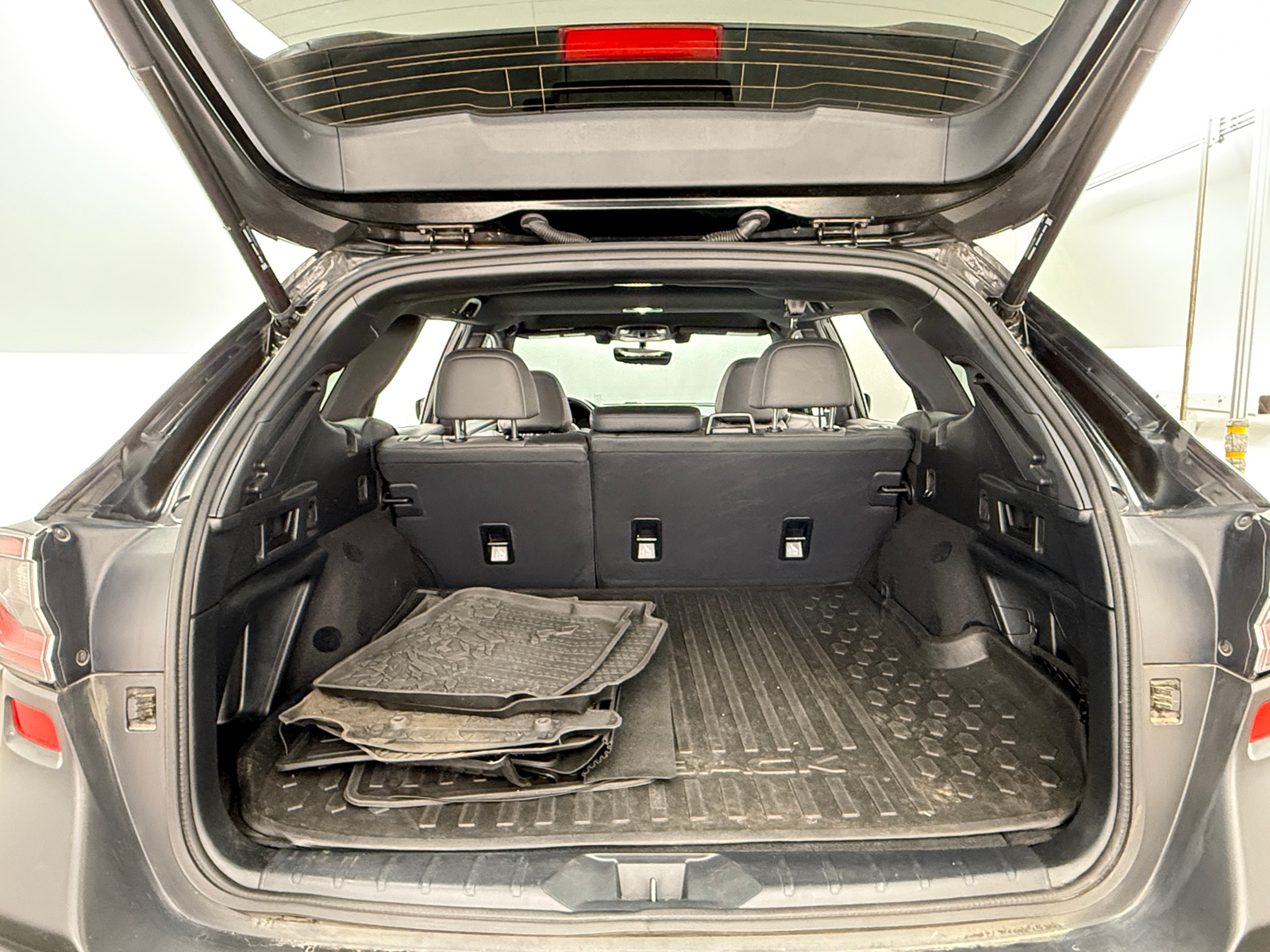 Thumbnail: 2022 Subaru Outback - 6