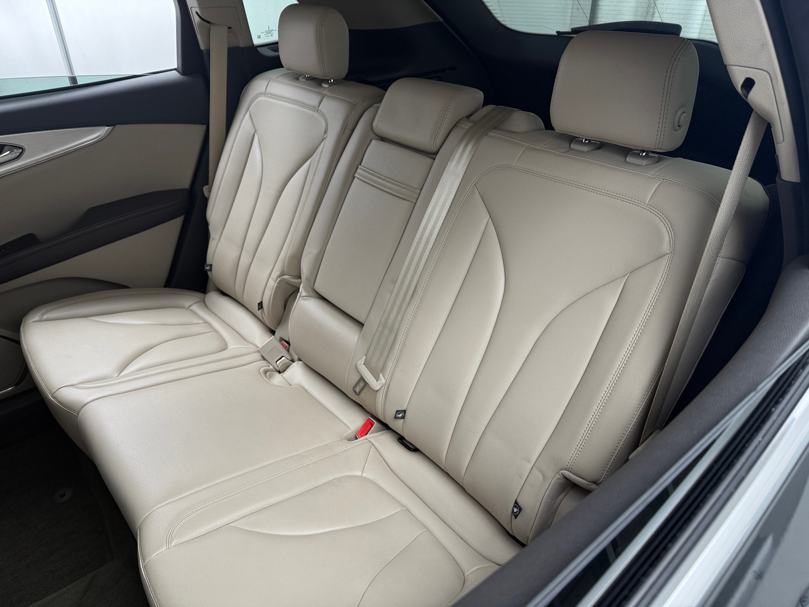 Thumbnail: 2019 Lincoln Nautilus - 5