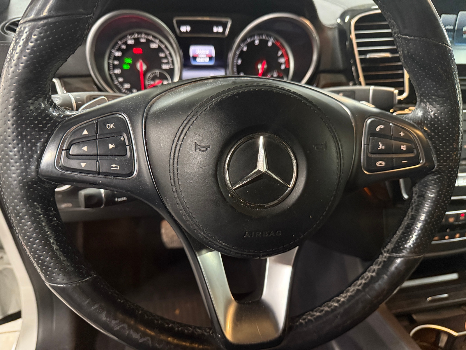 Thumbnail: 2017 Mercedes-Benz GLS - 4