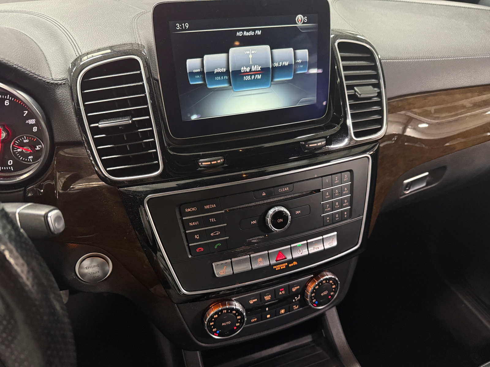 Thumbnail: 2017 Mercedes-Benz GLS - 3
