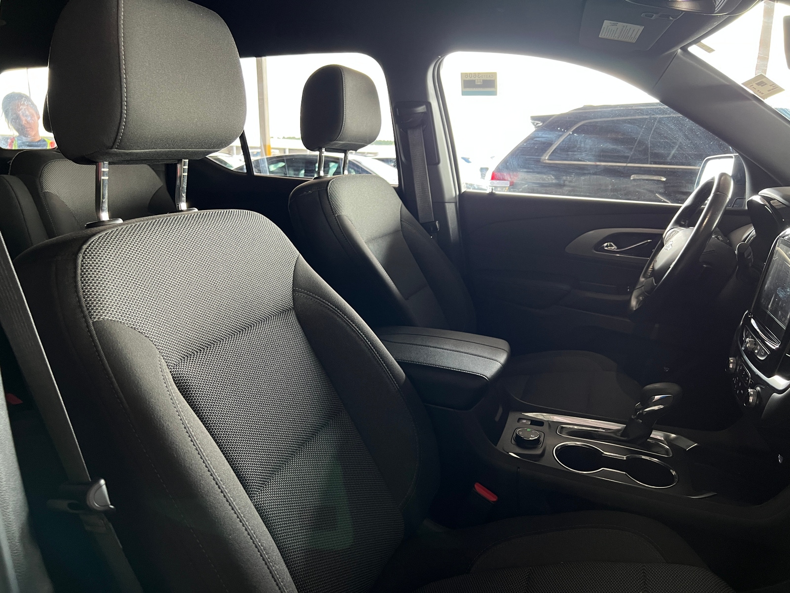 Thumbnail: 2022 Chevrolet Traverse - 2