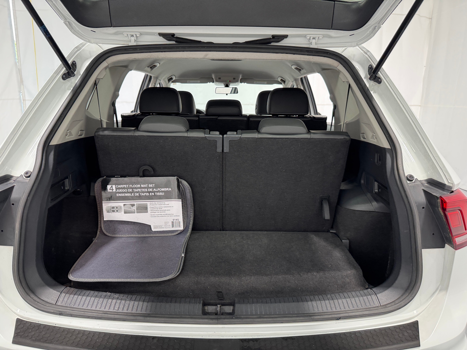 Thumbnail: 2021 Volkswagen Tiguan - 6