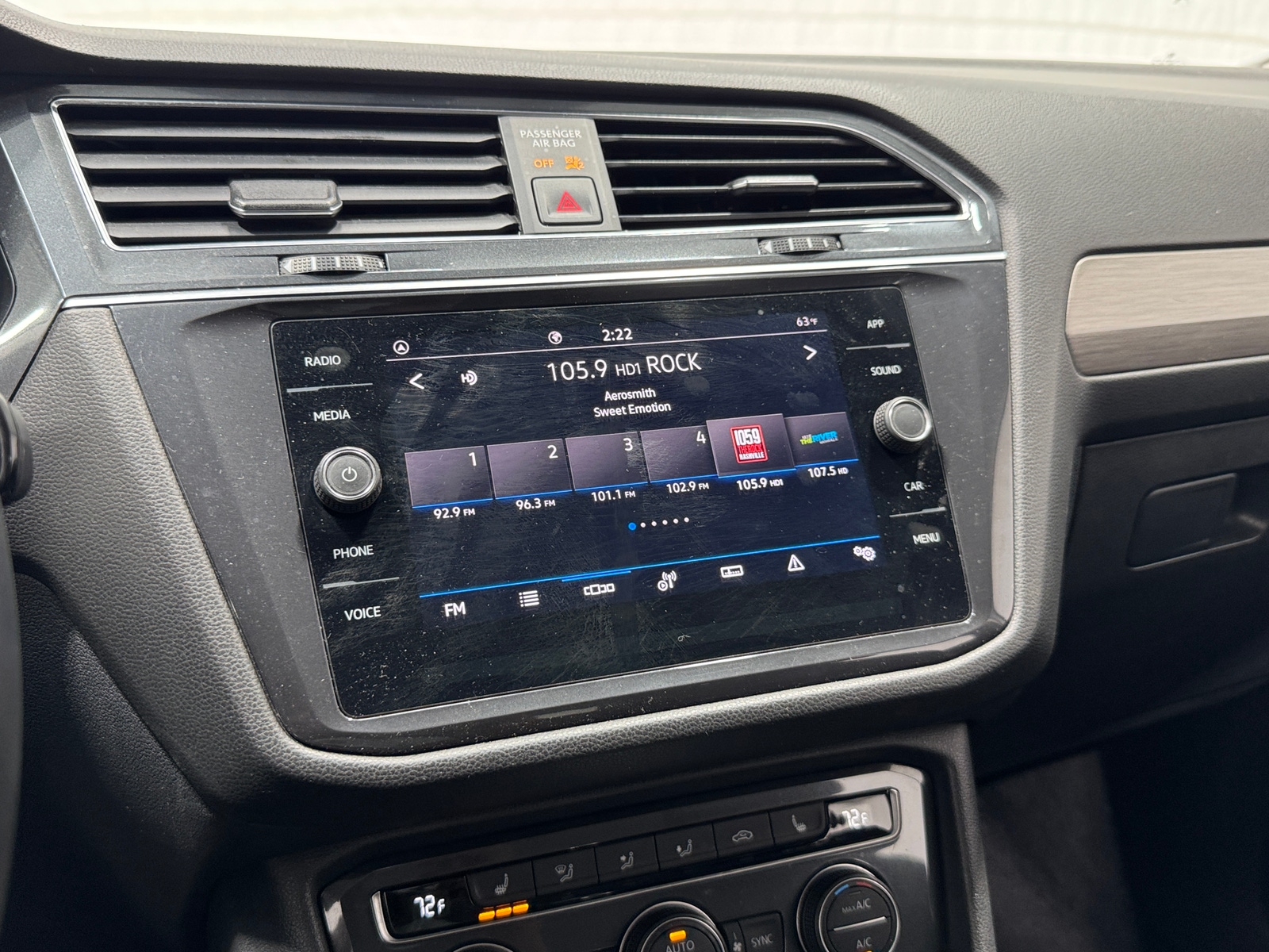 Thumbnail: 2021 Volkswagen Tiguan - 3
