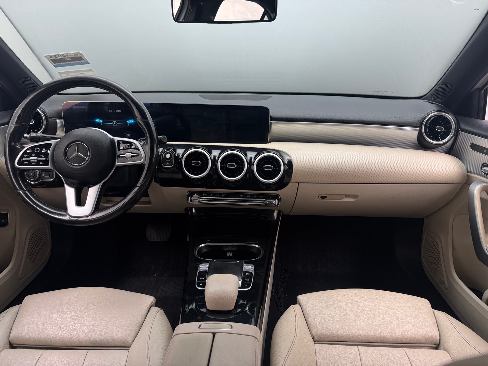 Thumbnail: 2020 Mercedes-Benz A-Class - 2