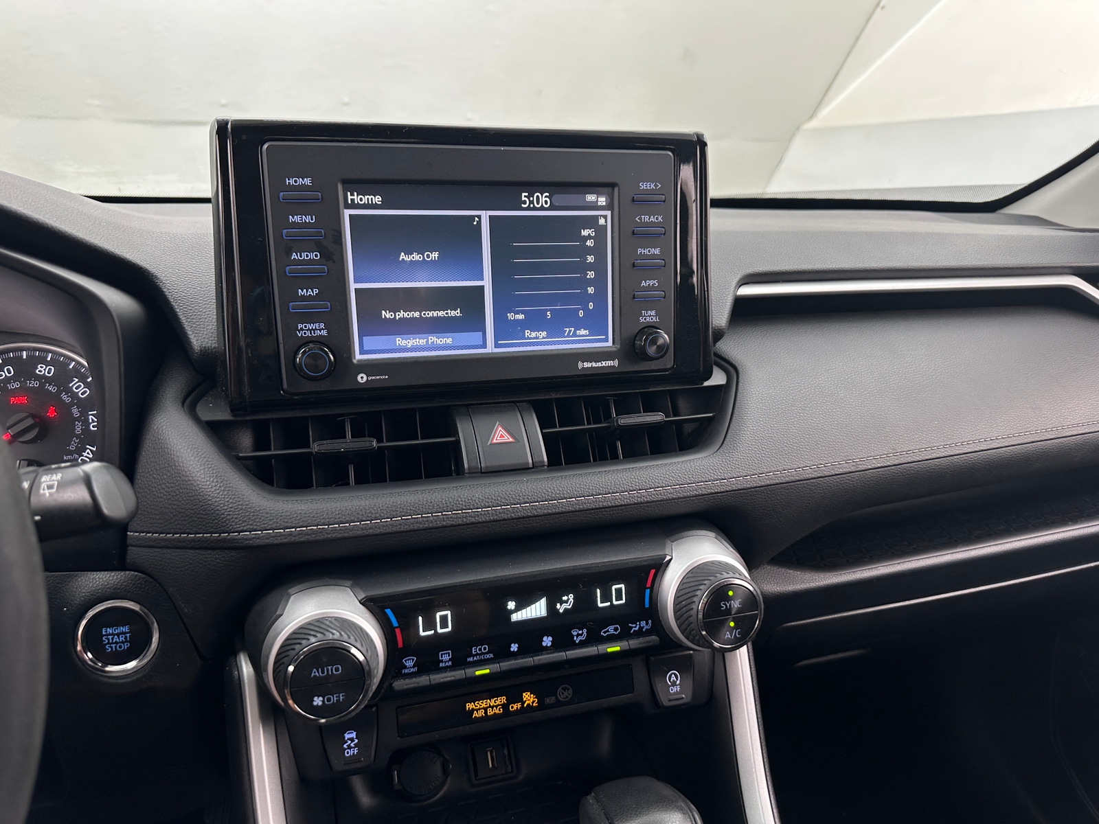Thumbnail: 2021 Toyota RAV4 - 4