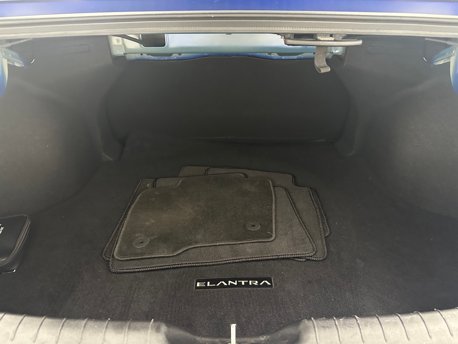 Thumbnail: 2024 Hyundai Elantra - 7
