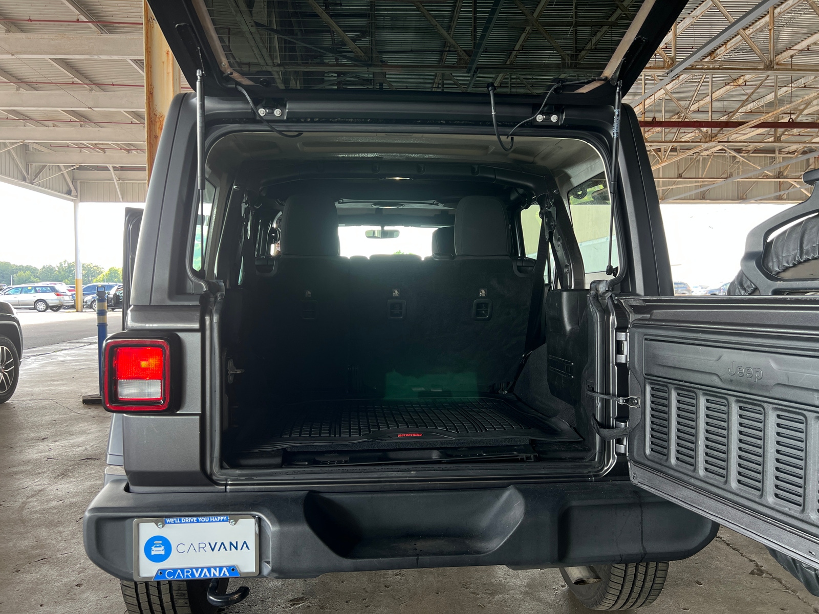 Thumbnail: 2018 Jeep Wrangler - 7
