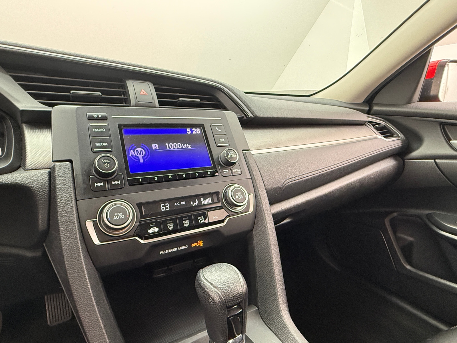 Thumbnail: 2016 Honda Civic - 4