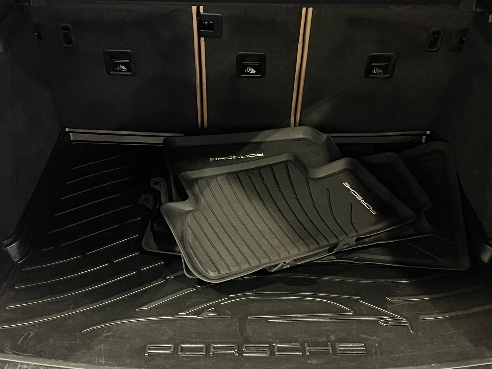 Thumbnail: 2019 Porsche Macan - 6