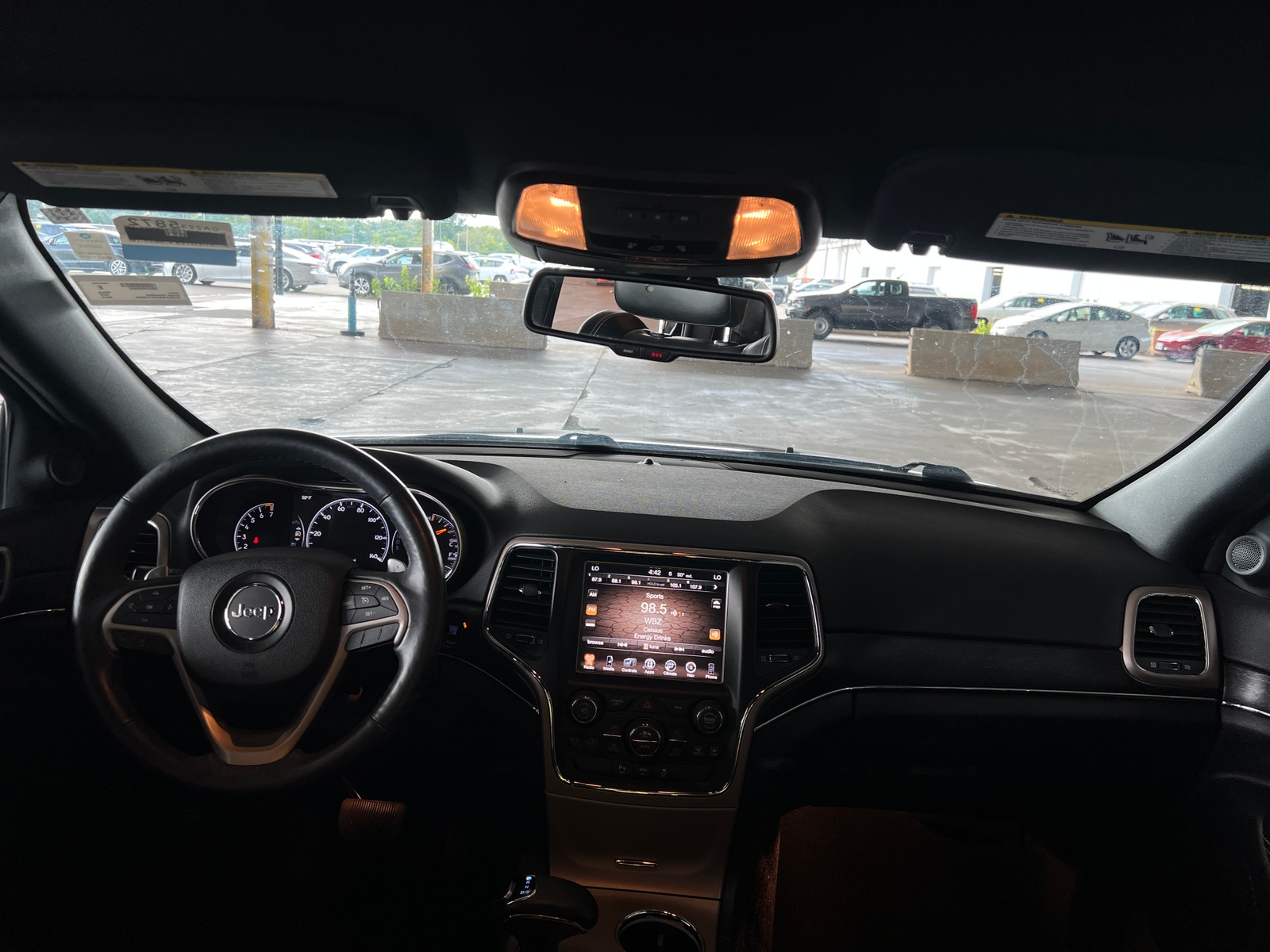 Thumbnail: 2015 Jeep Grand Cherokee - 2