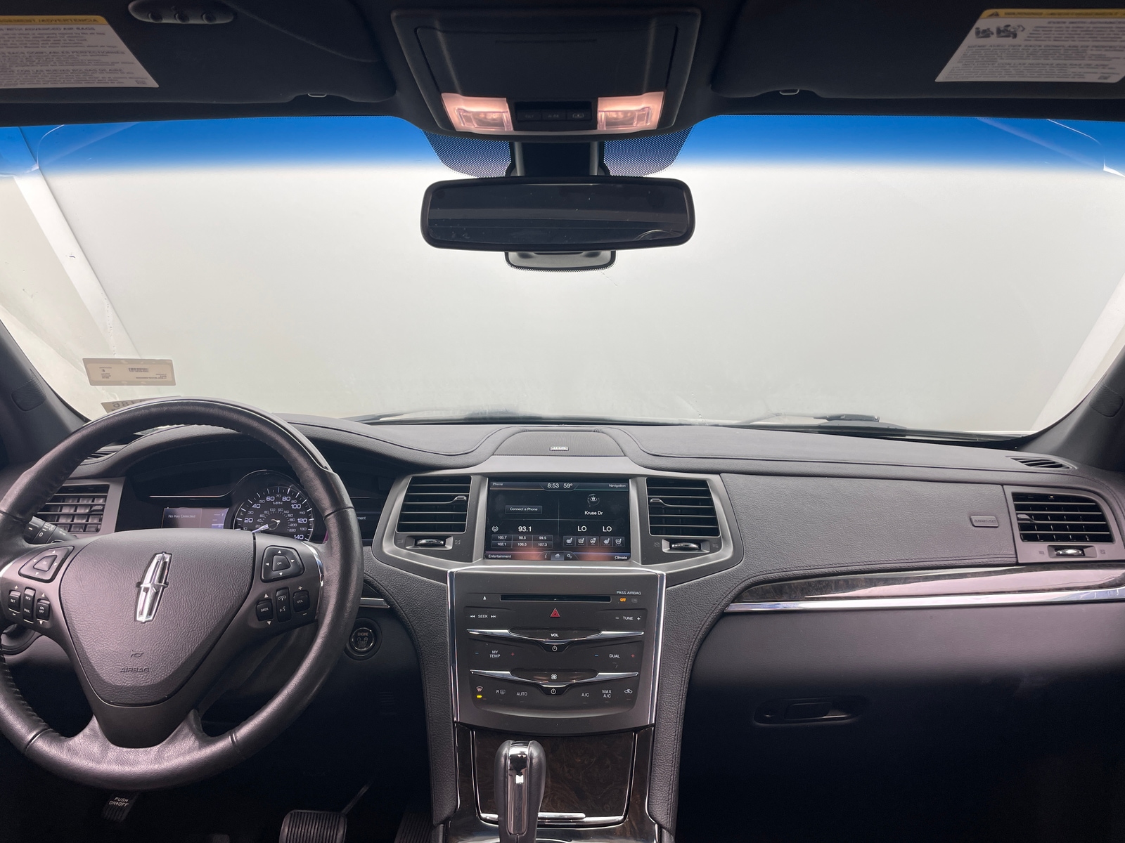 Thumbnail: 2015 Lincoln MKS - 2