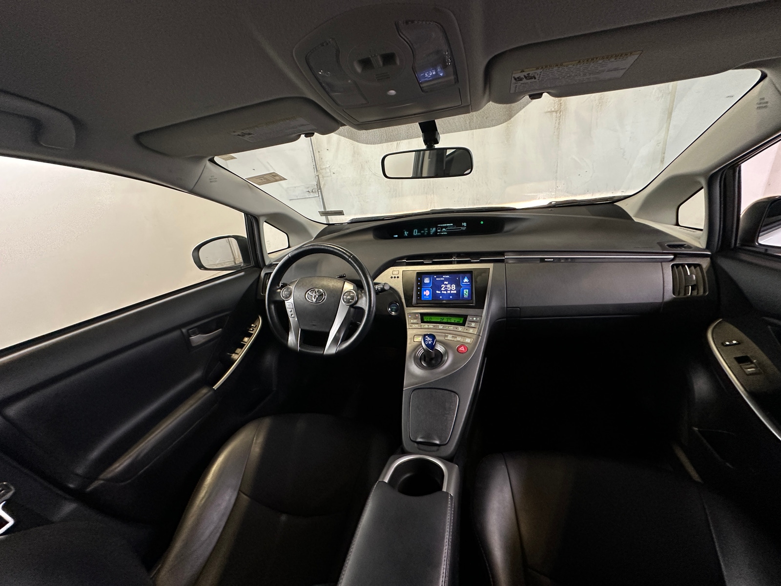 Thumbnail: 2015 Toyota Prius - 3
