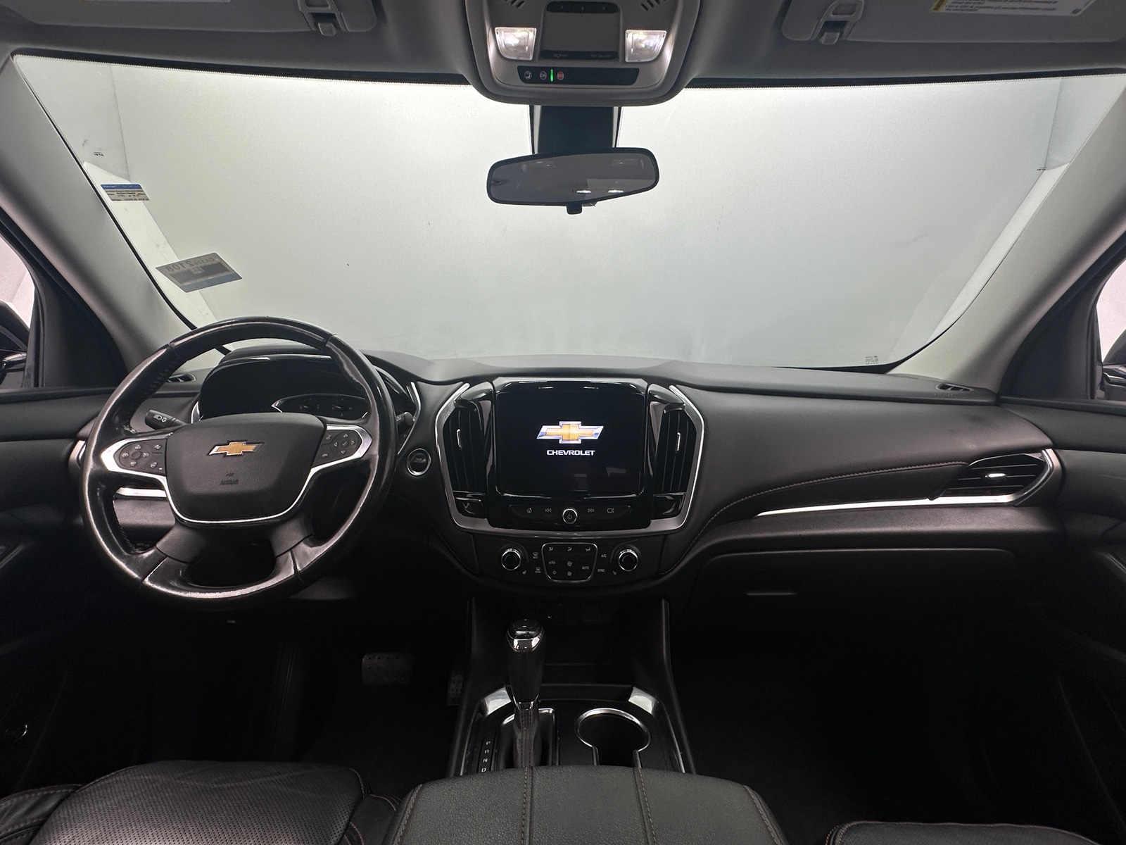 Thumbnail: 2020 Chevrolet Traverse - 3