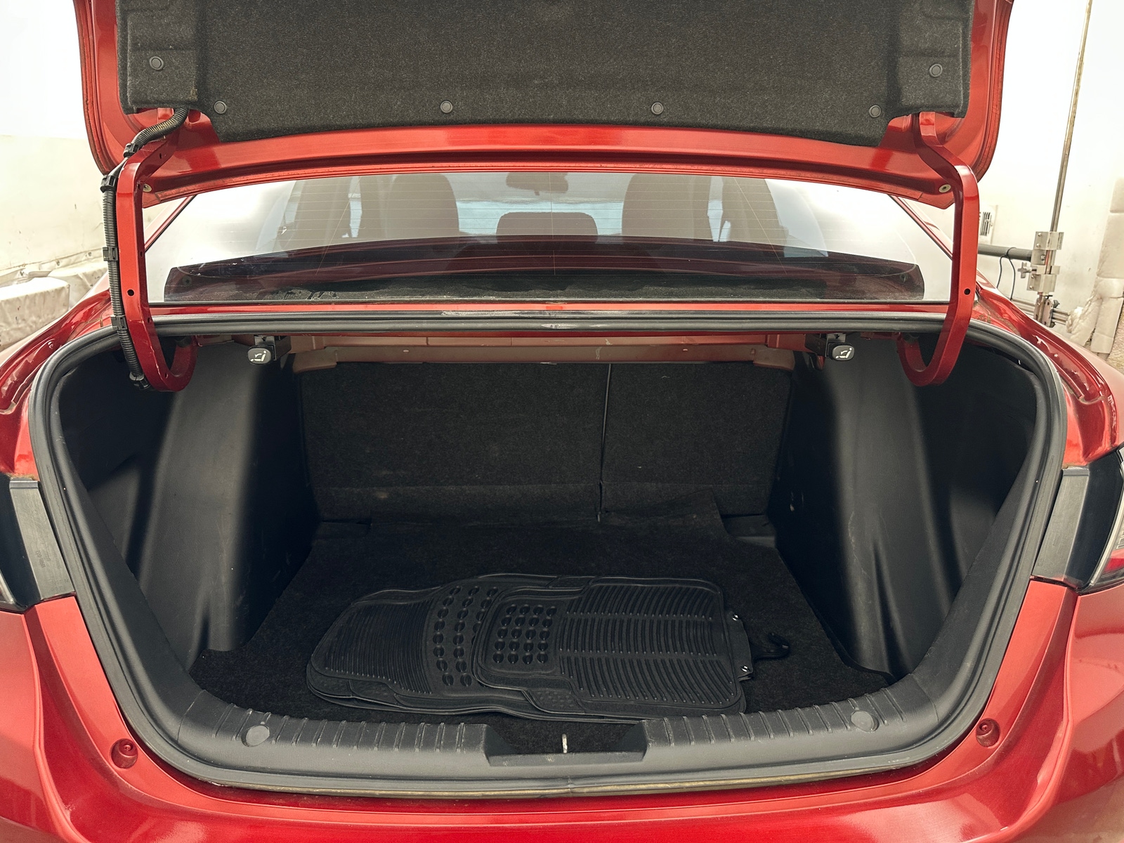 Thumbnail: 2019 Toyota Yaris - 7
