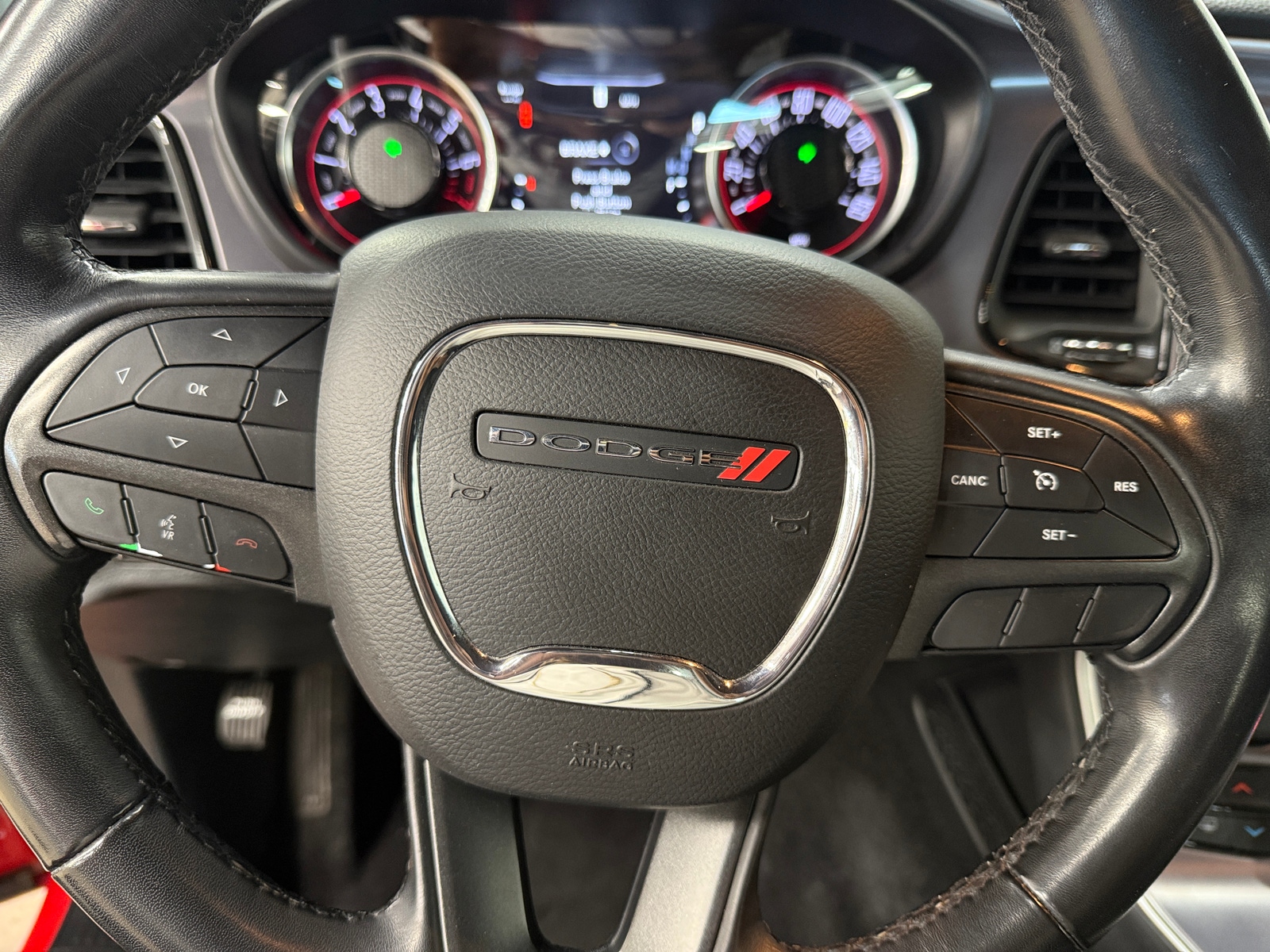 Thumbnail: 2019 Dodge Challenger - 4