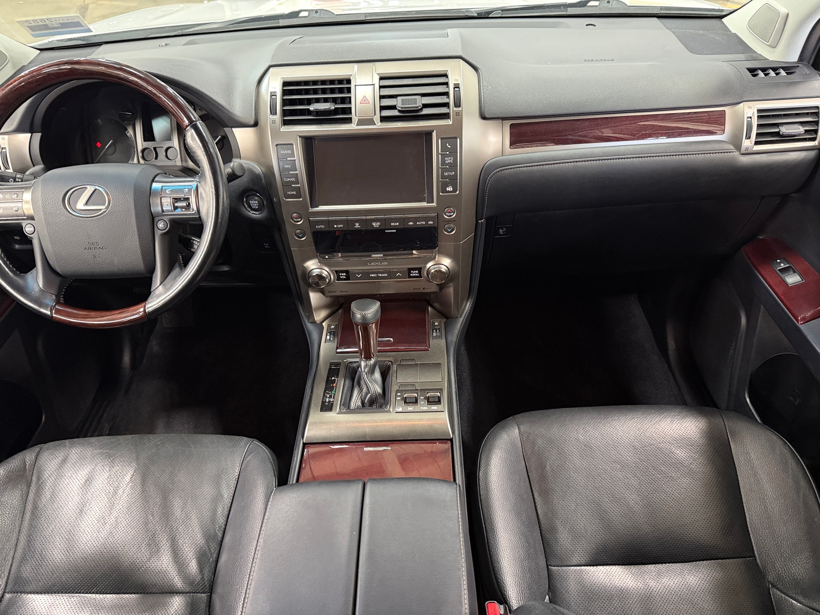 Thumbnail: 2019 Lexus GX - 2