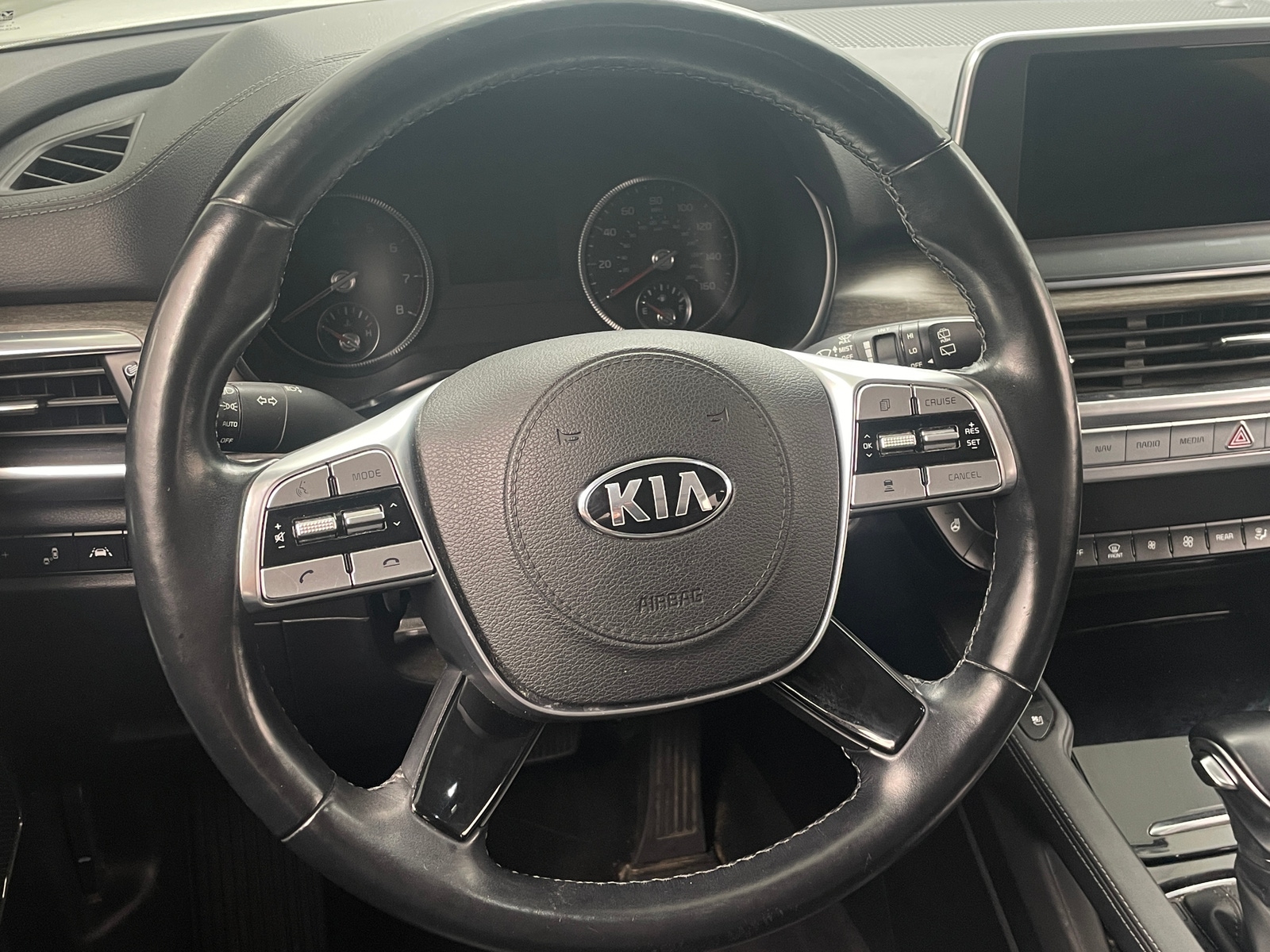 Thumbnail: 2020 Kia Telluride - 4