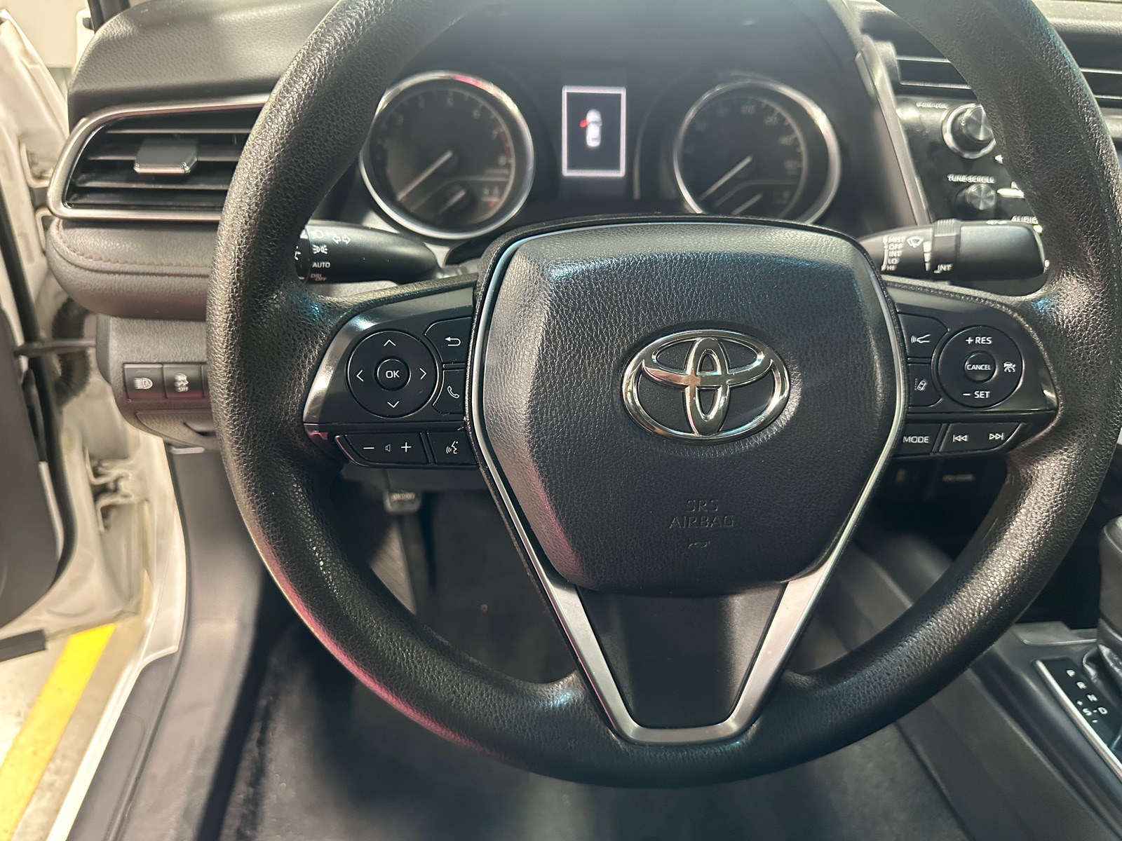 Thumbnail: 2019 Toyota Camry - 5