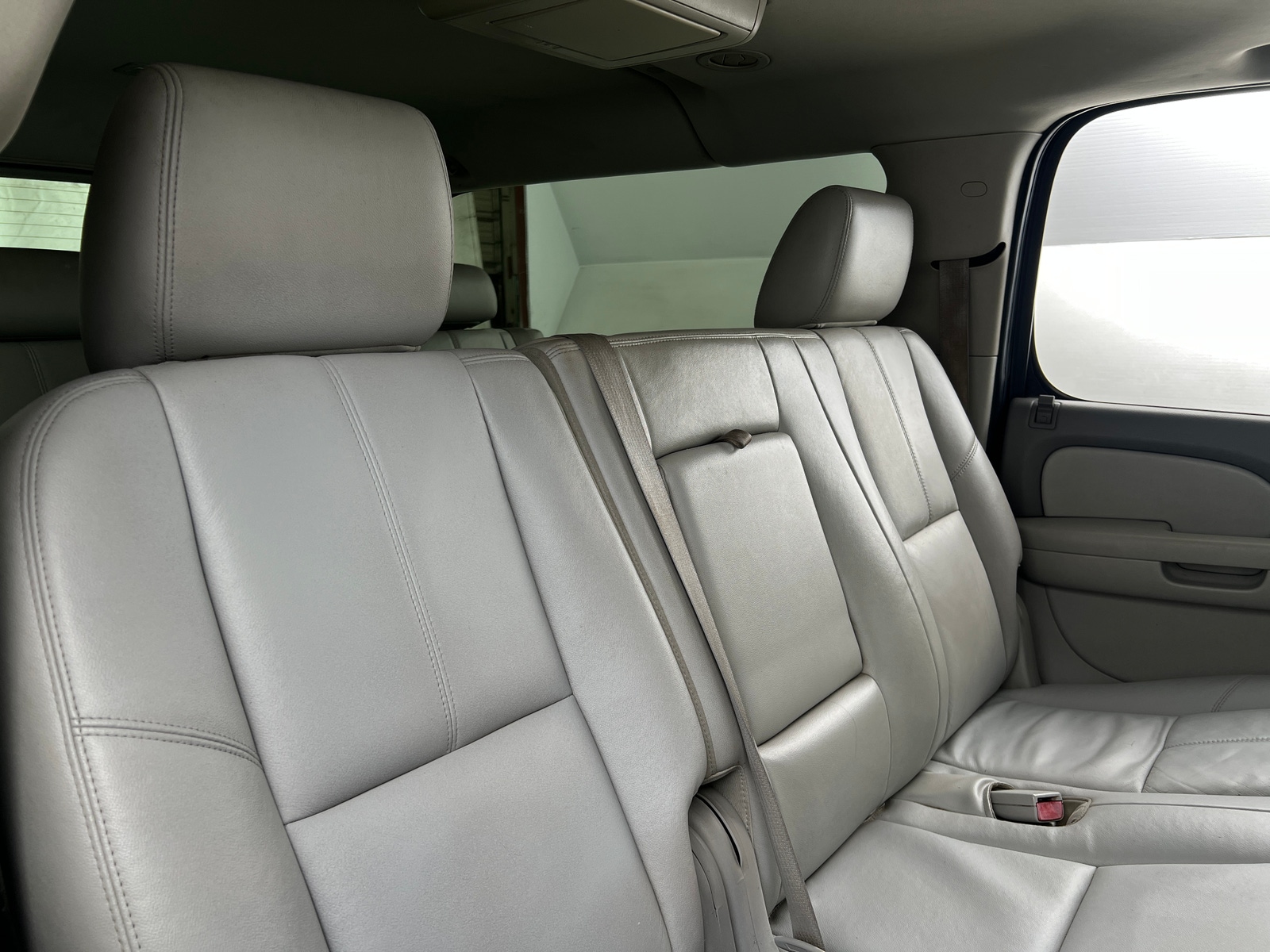 Thumbnail: 2012 Chevrolet Suburban - 5