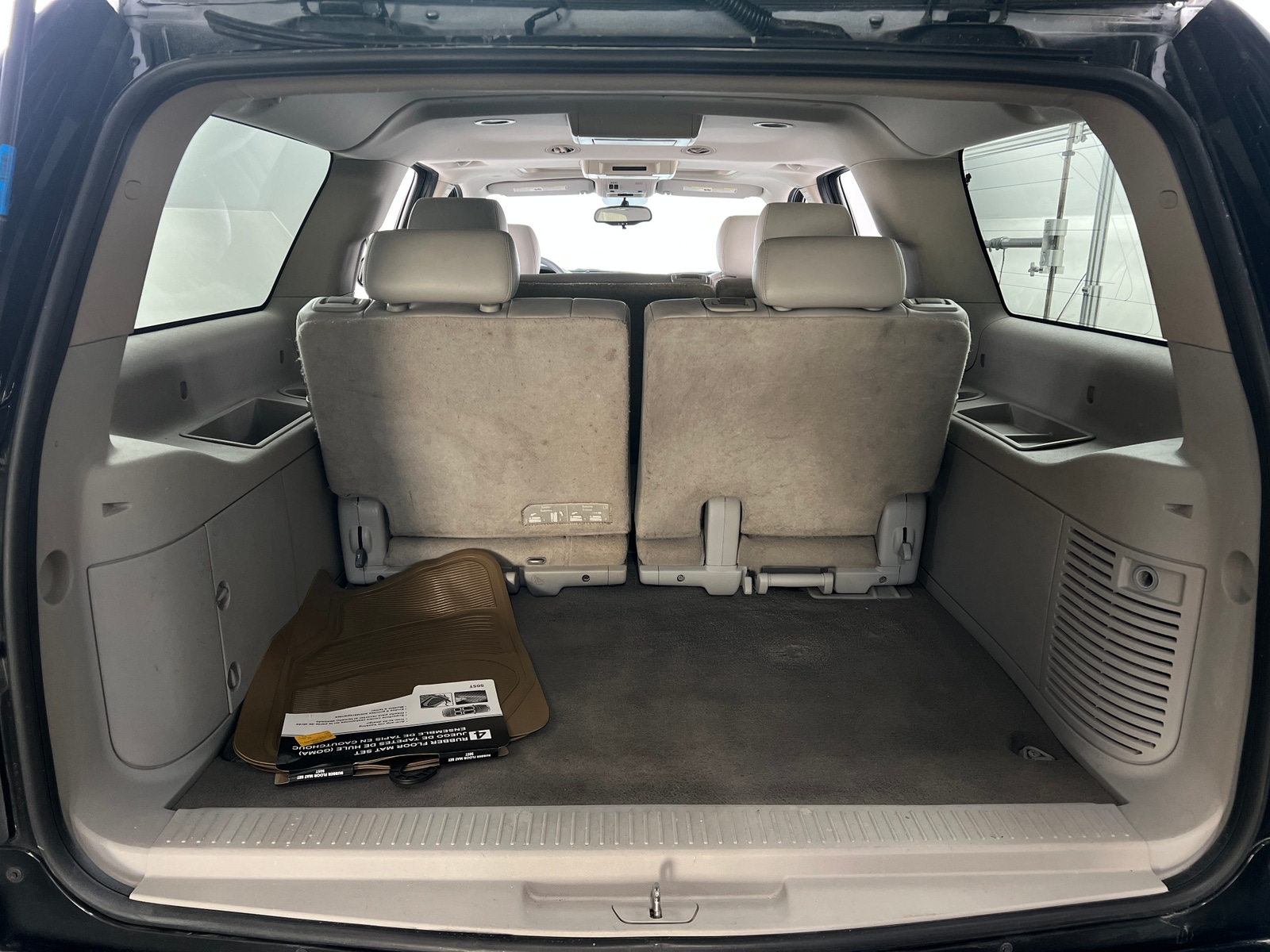 Thumbnail: 2012 Chevrolet Suburban - 6