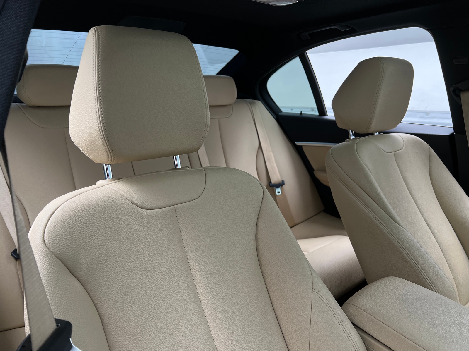 Thumbnail: 2017 BMW 3 Series - 2