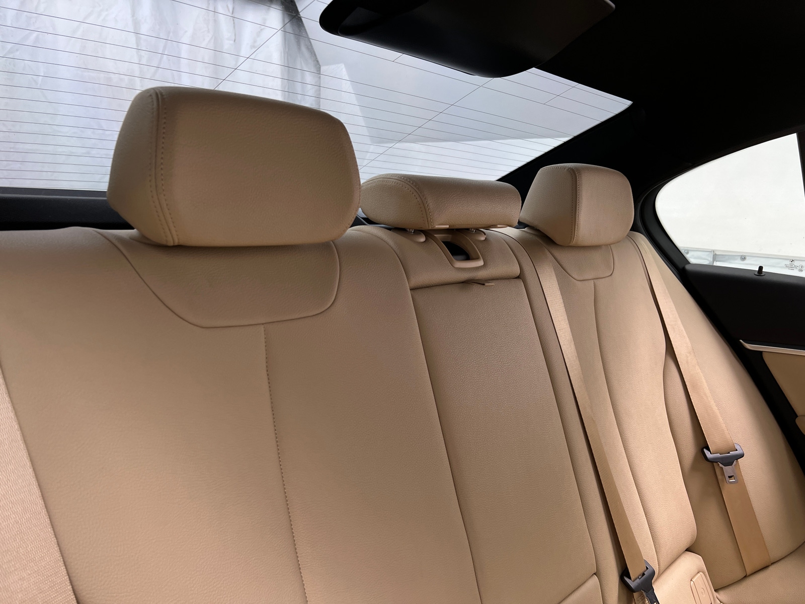 Thumbnail: 2017 BMW 3 Series - 6